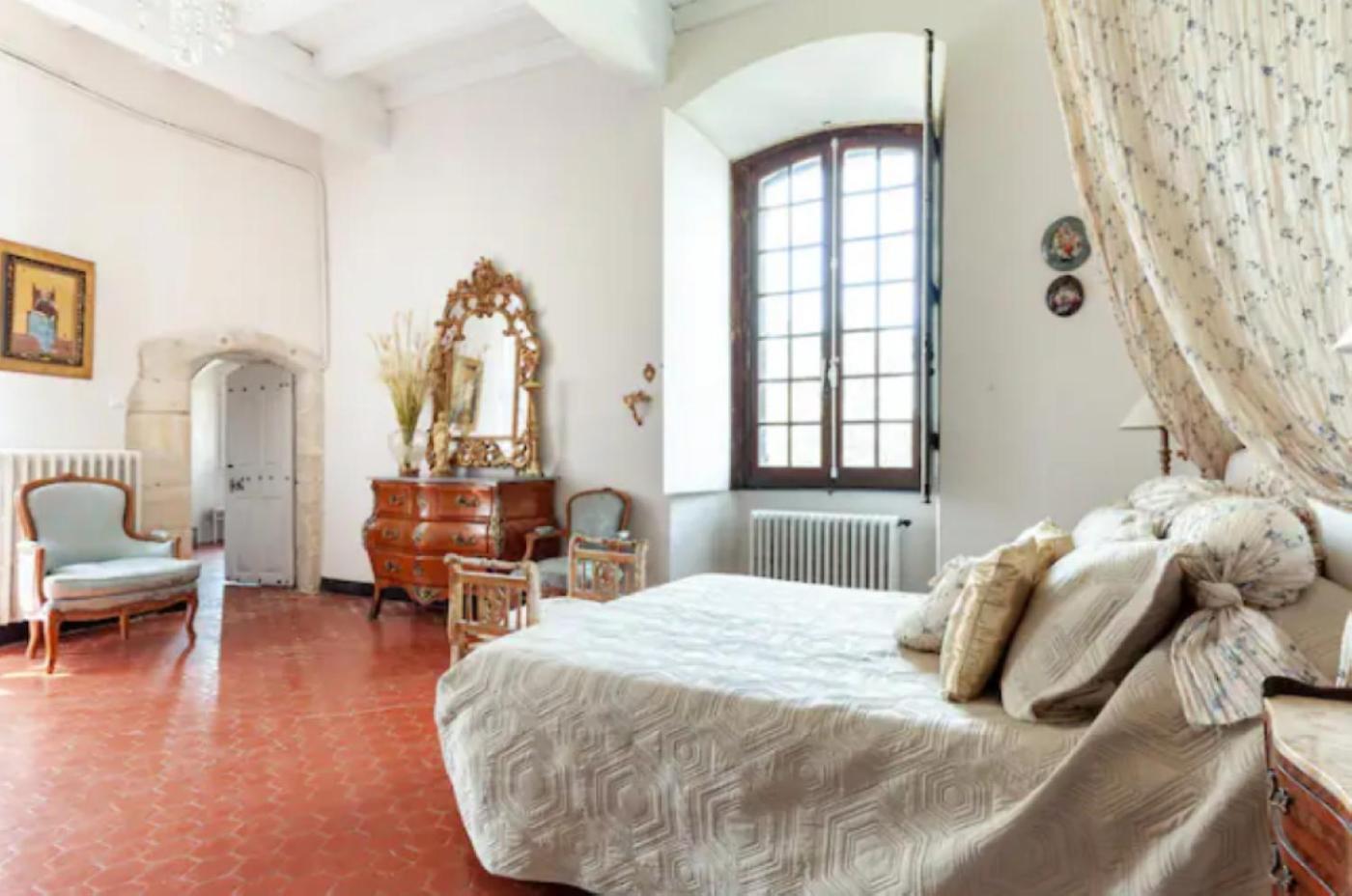 Appartement Spacieux Avec Deux Chambres Au Chateau Valence  Exterior foto